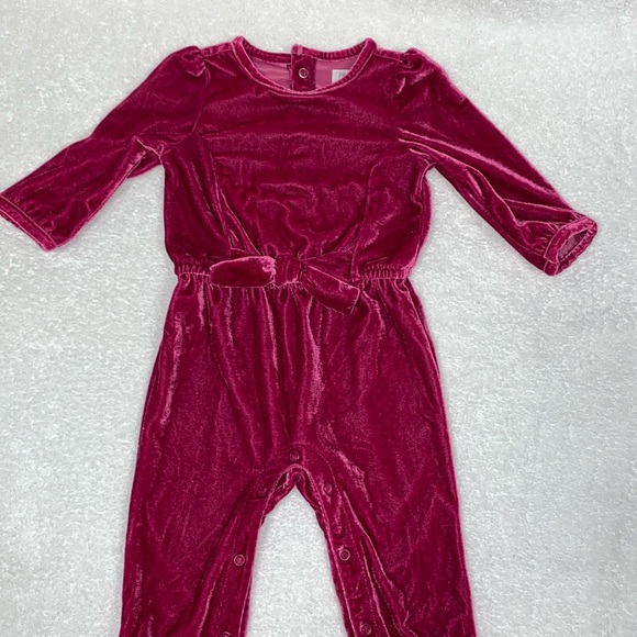 Carter’s special occasion fuchsia hot pink velour jump suit romper 9m - Picture 2 of 7